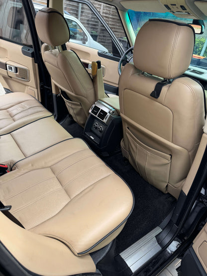 volledige interieurreiniging, premium autopoets, auto detailen interieur, autopoets Tilburg, showroom staat